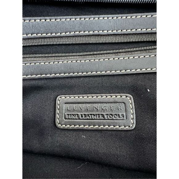 Levenger leather canvas messenger bag duffel bag - Picture 2 of 6